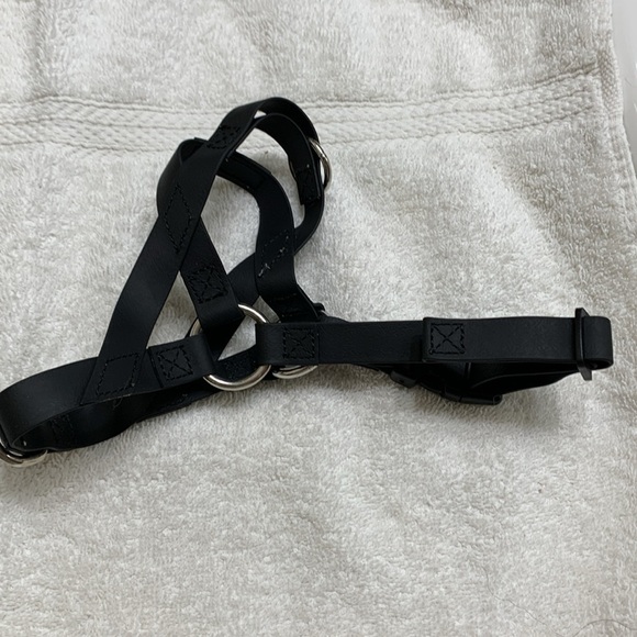 UltraHund Freedom No Pull Harness - Picture 4 of 11